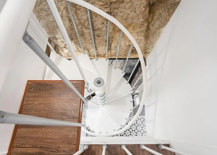 Nyaraló Guestready - Serene Hideout In Downtown