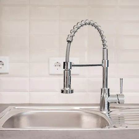 Guestready - Serene Hideout In Downtown