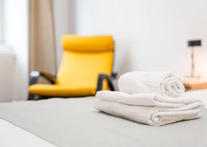 Guestready - Serene Hideout In Downtown